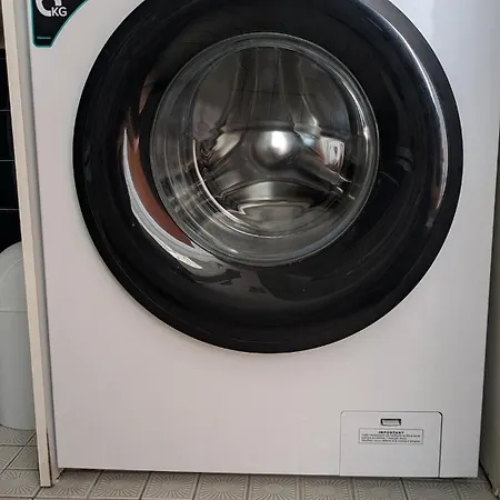 T1 Bis Avec Parking A 10 Min A Pied Du Centre Apartment